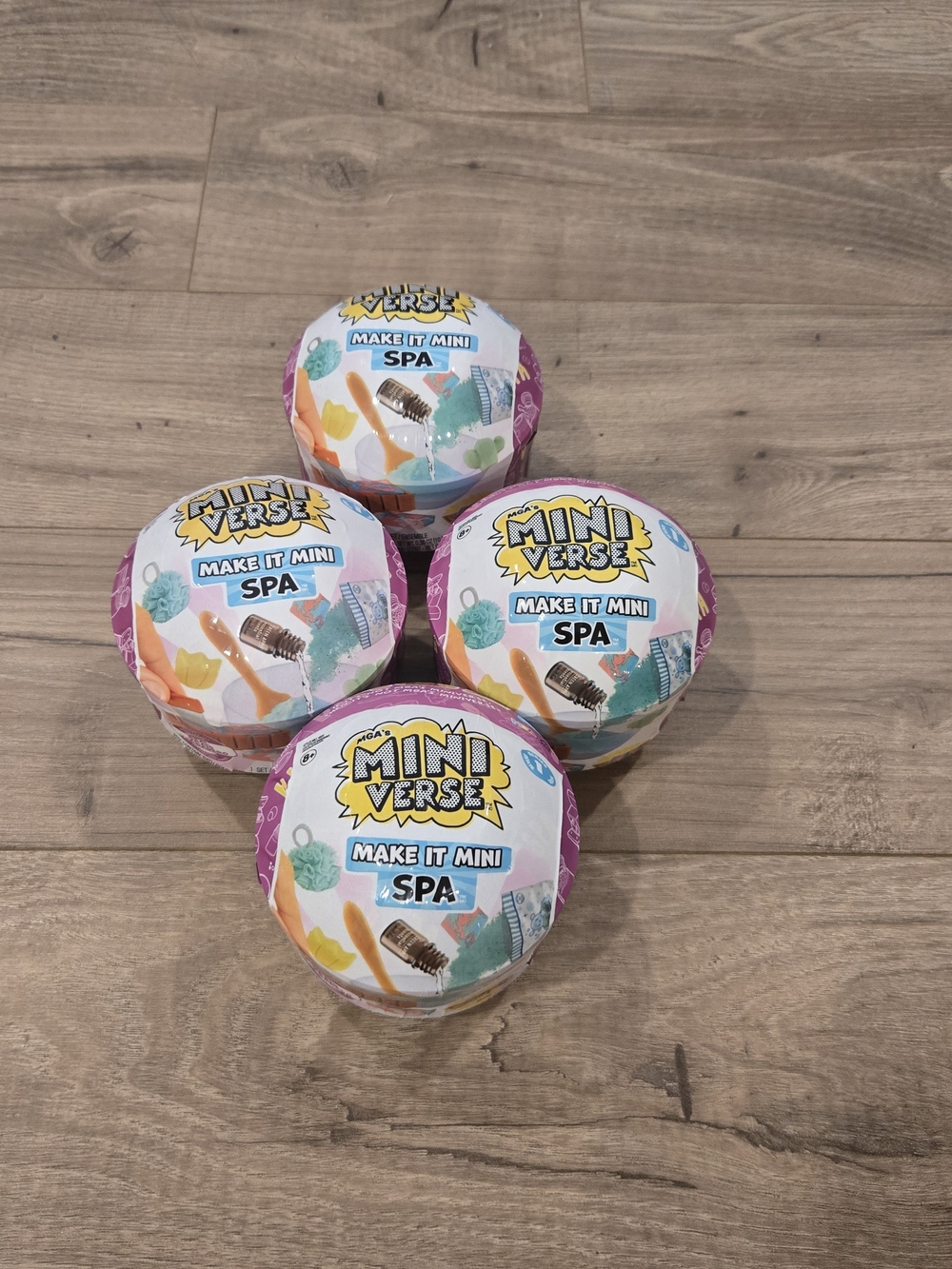 NWT Miniverse Make It Mini Spa Mystery Ball Series 1 x4 Balls Sealed